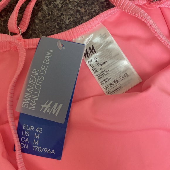 H&M Neon Pink High Leg Swimsuit💕 - Picture 4 of 4